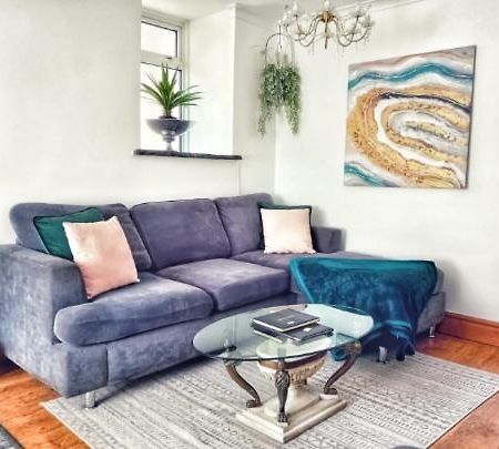 Coastal Family Stay 3-Bed Parking Wi-Fi Bridgend  Exterior photo