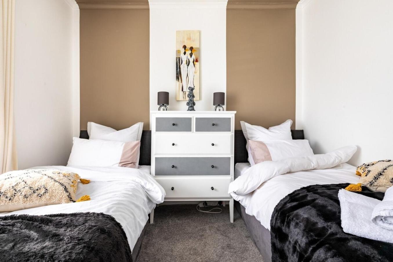 Coastal Family Stay 3-Bed Parking Wi-Fi Bridgend  Exterior photo